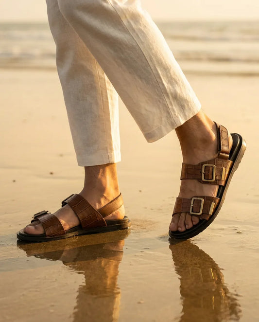 CGSC 26 BRWN BLK Sandals