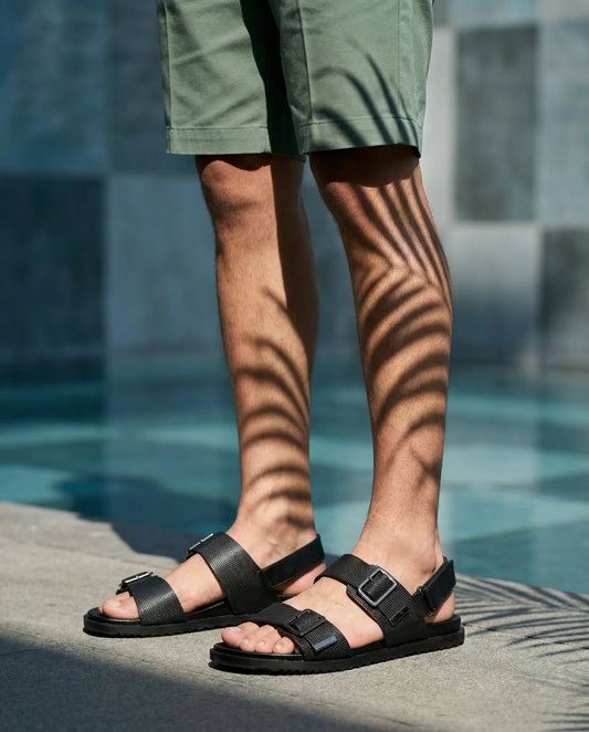 CGSC 26 BLCK Textured Sandals