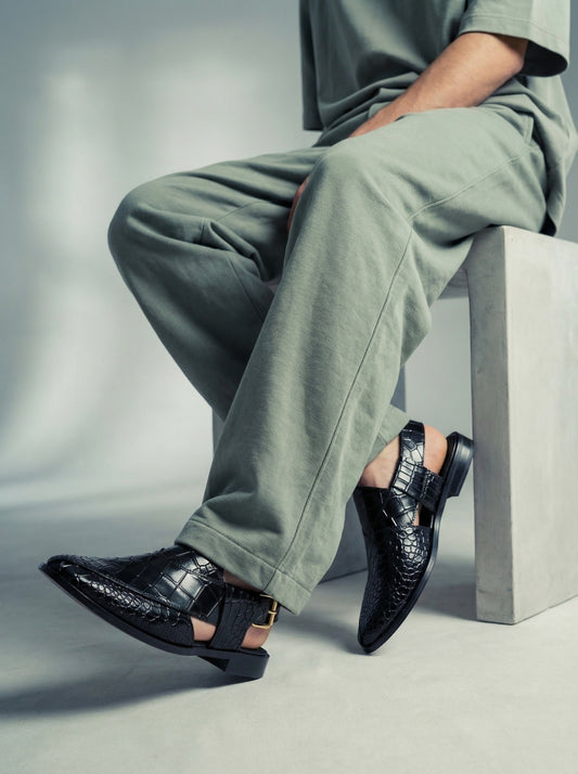 Black PS013 Peshawari Sandals